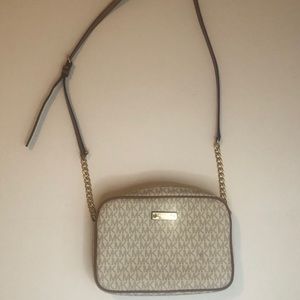 Michael Kors Crossbody
